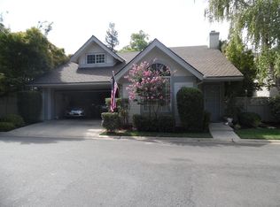 9162 N Stoneridge Ln, Fresno, CA 93720