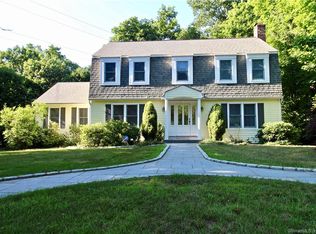 1 Rowayton Ct, Norwalk, CT 06853