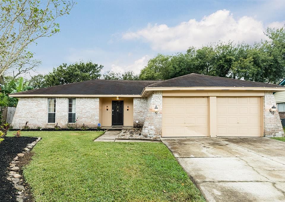 1st image of 5226 Appleblossom Ln