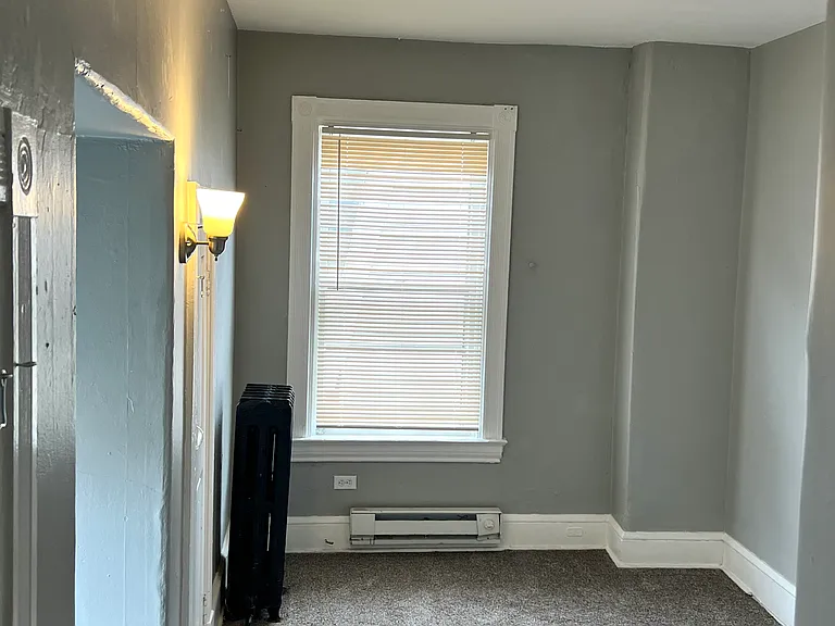 215 N Pine St — Photo 23