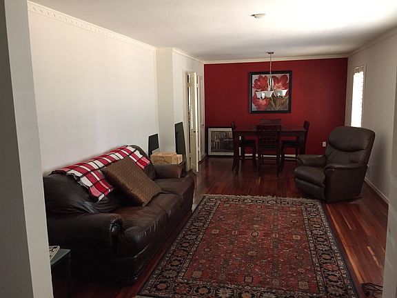 Formal living/dining 