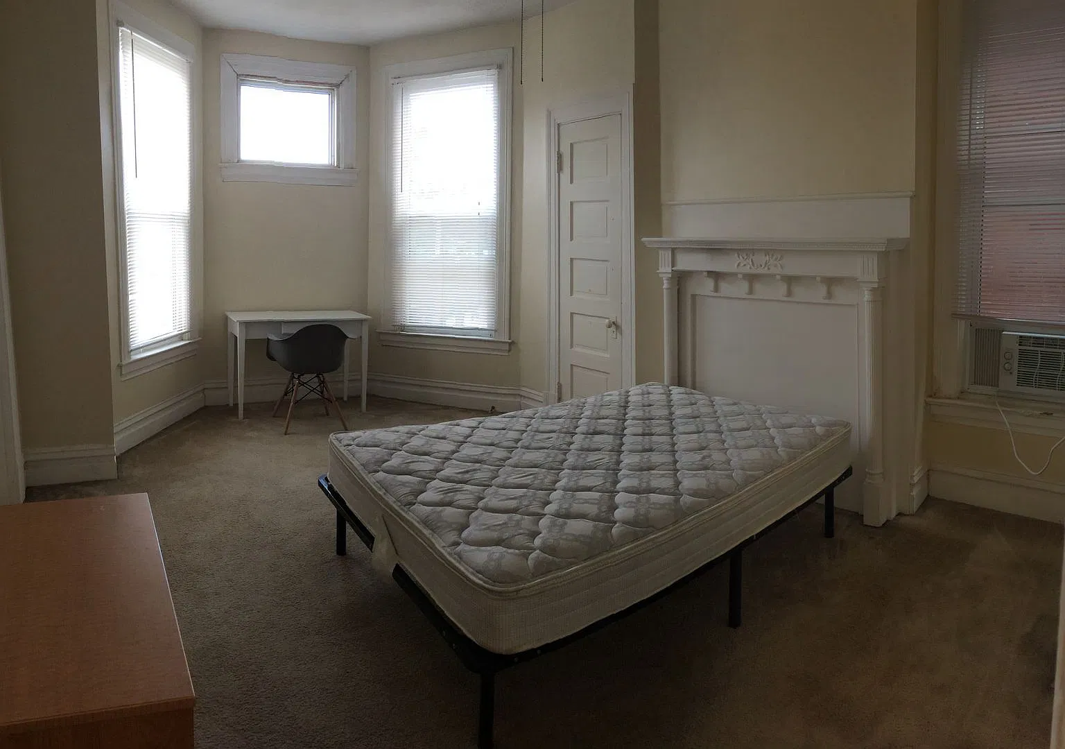 354 N Craig Street — Photo 4