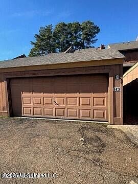 1st image of 1255 E County Line Rd APT H3