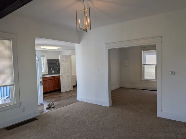 609 Laporte Ave, South Bend, IN 46628