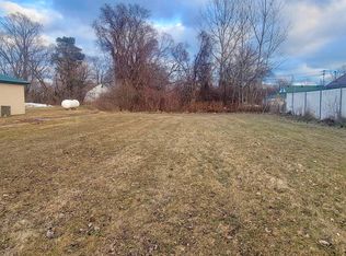 3840 N Huron Rd, Pinconning, MI 48650