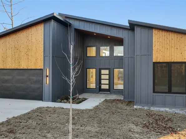 30 Theodore Dr, Bella Vista, AR 72715