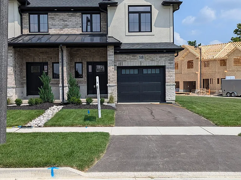 40 Walker Rd — Photo 8