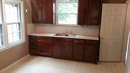 3rd image of 13612 Norborne