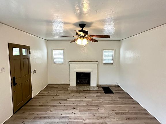 2nd image of 133/135 Juana Maria Ave