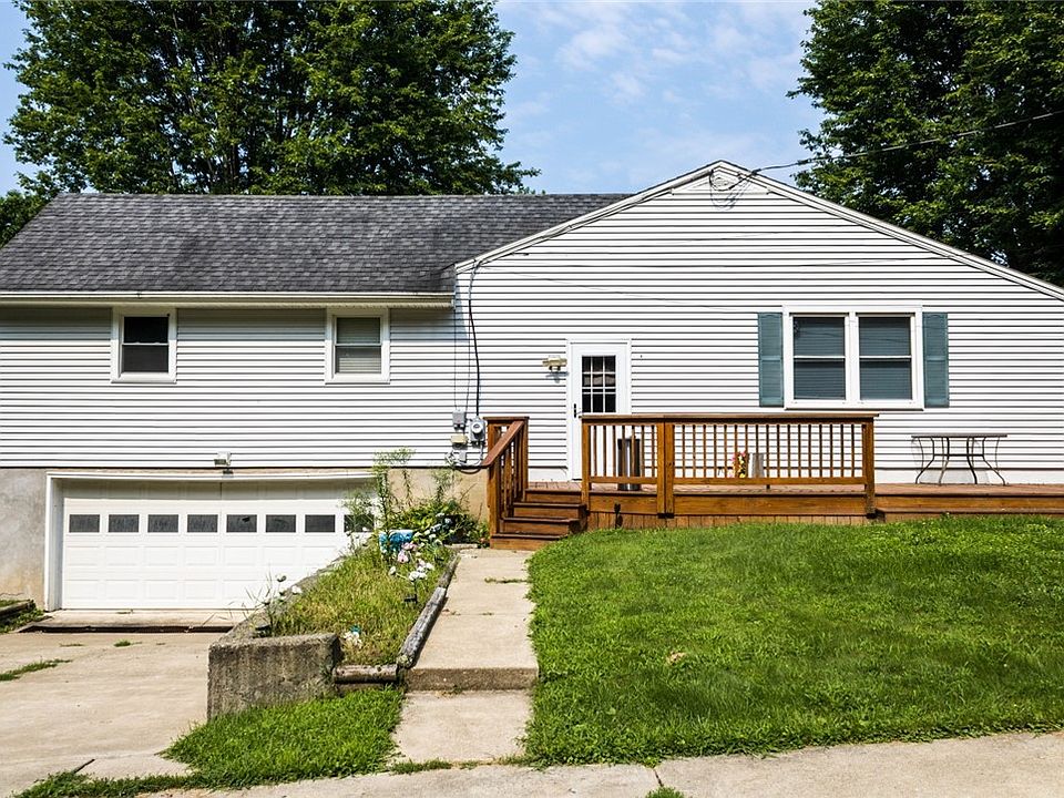 1st image of 9436 Maple St