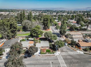 897 Lakehaven Dr, Sunnyvale, CA 94089