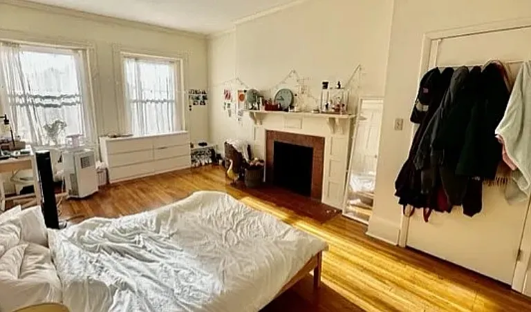 912-913 Beacon St #3 — Photo 7