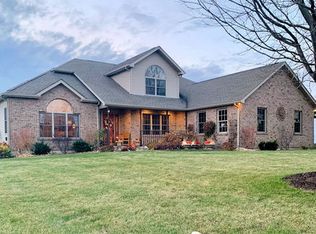 1825 Quail Hollow Rd, Steward, IL 60553