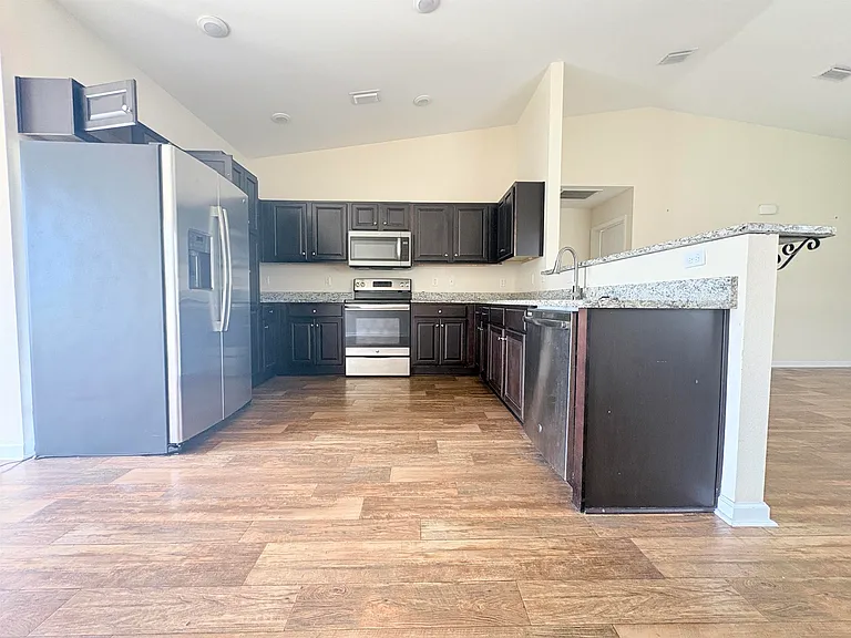 6529 Rivers Bank Way — Photo 9