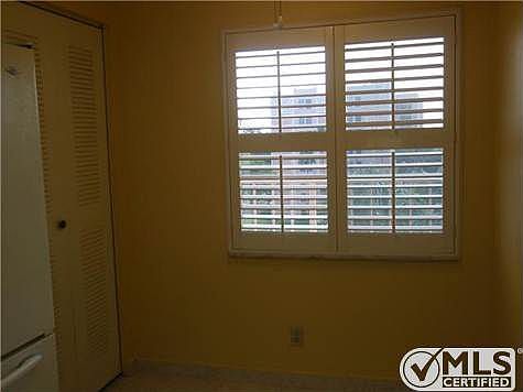 4th image of 7260 Kinghurst Dr APT 605