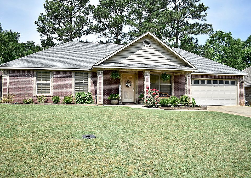 1st image of 509 E Greenfield Dr