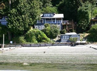 11926 Sylvan Beach Walk SW, Vashon, WA 98070