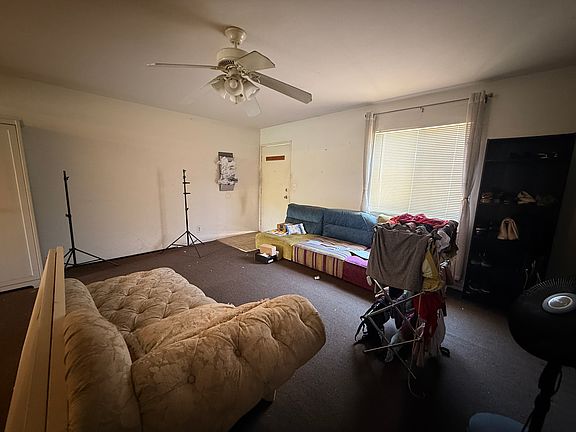 3rd image of 1646 N Hoover St #2-3