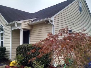 6011 Osprey Cove Dr, Raleigh, NC 27604