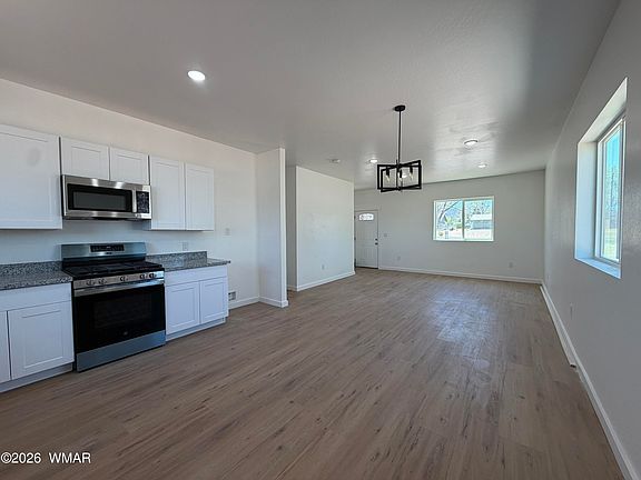 5th image of 731 Tori Cir
