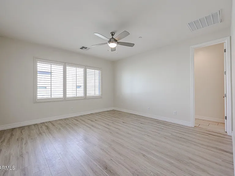 25428 N 19th Dr — Photo 21