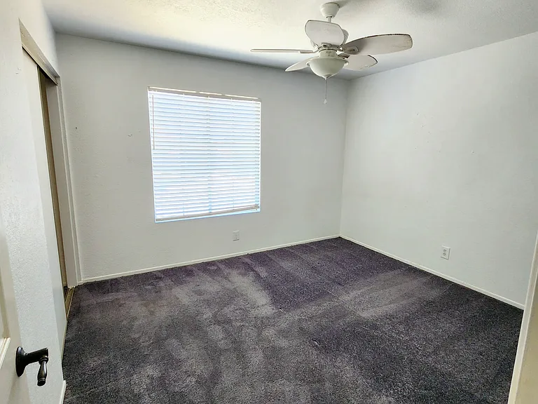 39306 Fieldcrest Cir — Photo 11