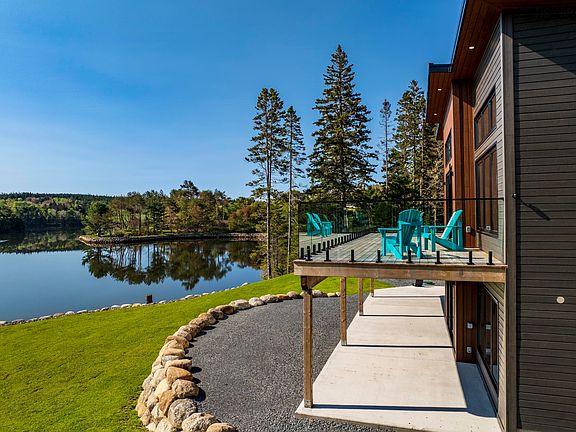 3rd image of 125 Indian Path Rd