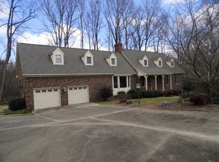 107 Birchwood Dr, Mount Olive, NC 28365