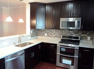 1122 Oates St NE, Washington, DC 20002