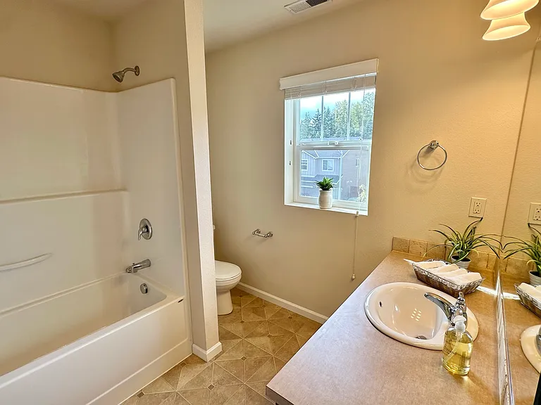 2671 Laura Vista Dr NW — Photo 21