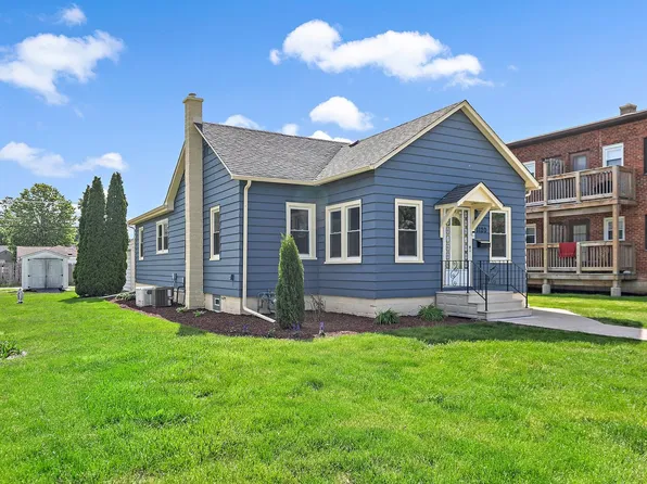 1102 Oakland Ave, Joliet, IL 60435