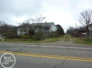 47635 Sugarbush Rd, Chesterfield, MI 48047