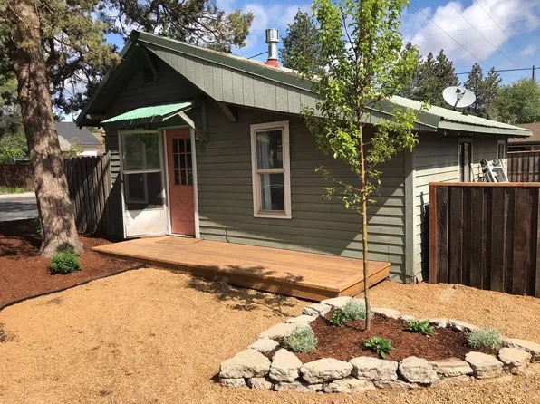 1390 NW Cumberland Ave, 1390 NW Cumberland Ave APT 1, Bend, OR 97703