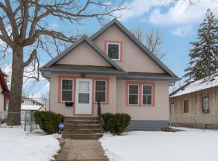 3622 Queen Ave N, Minneapolis, MN 55412
