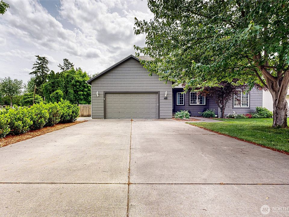 1st image of 48 Parkwood Circle
