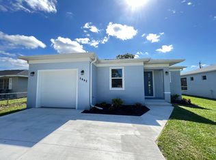 5442 Hardee St, Naples, FL 34113