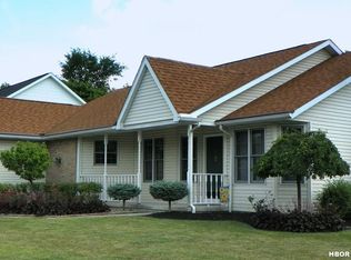 1201 Shady Ln, Findlay, OH 45840