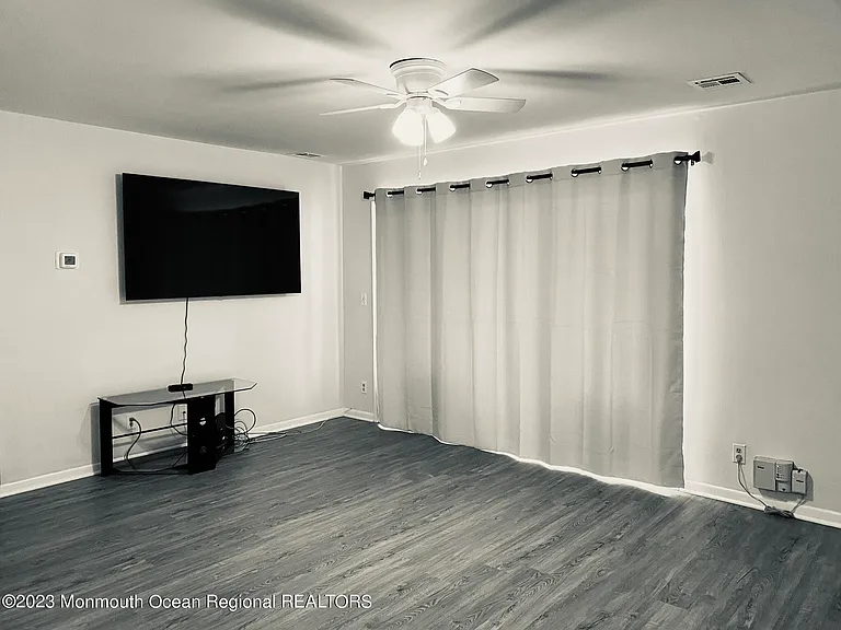 231 Atlantic St #26 — Photo 8