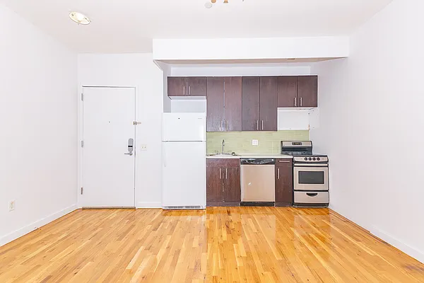 Rented by MySpaceNYC | media 1