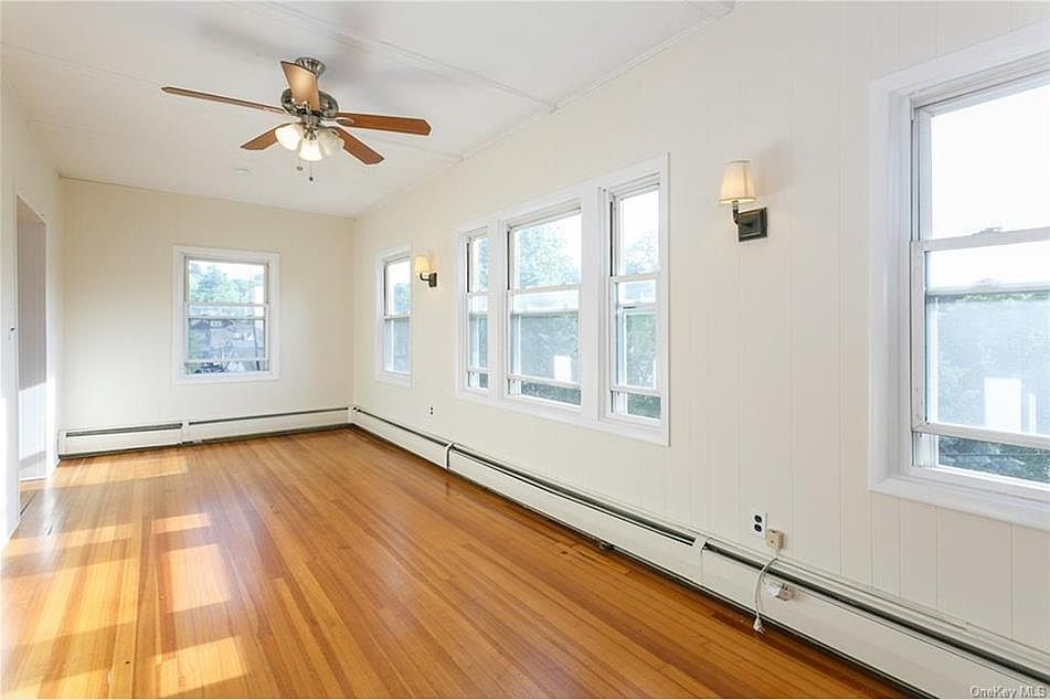 1st image of 44 Croton Ave Floor 2