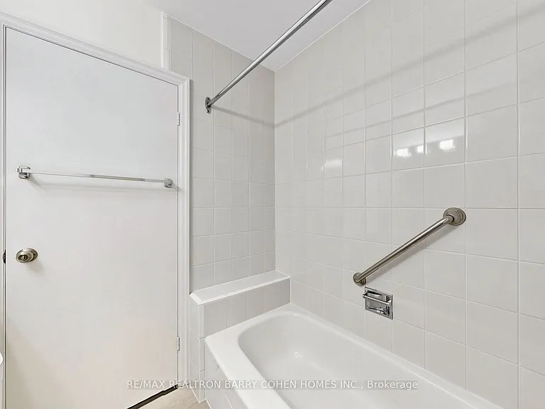 3 Greengate Rd — Photo 30