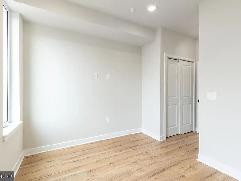 2121 Bellmore St — Photo 15