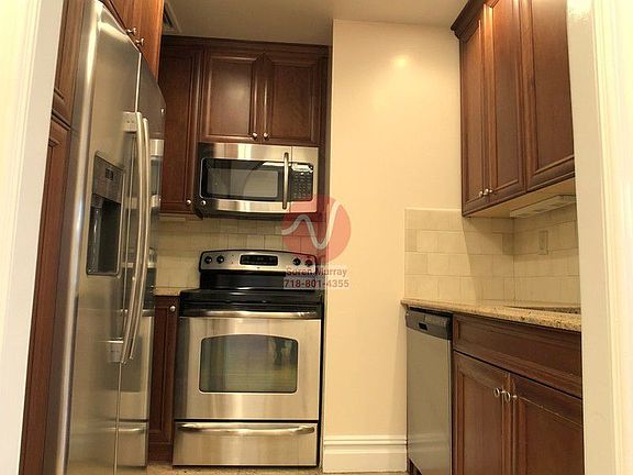 4th image of 23 W 73rd St #1507