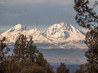 20920 Gift Rd, Bend, OR 97703