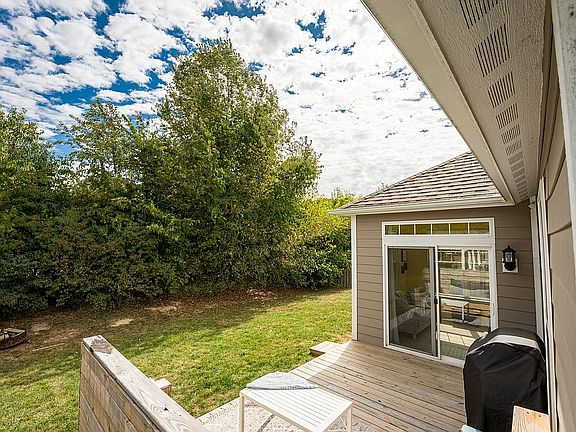 3rd image of 5133 Melville Way