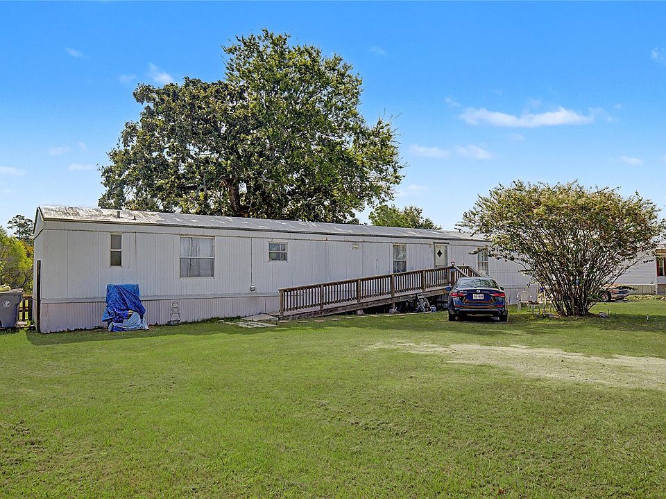 1st image of 22 Victoria Way