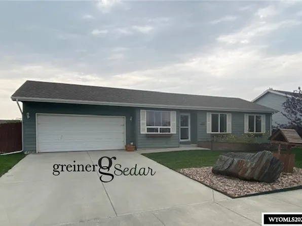 640 River Rock Trl, Evansville, WY 82636