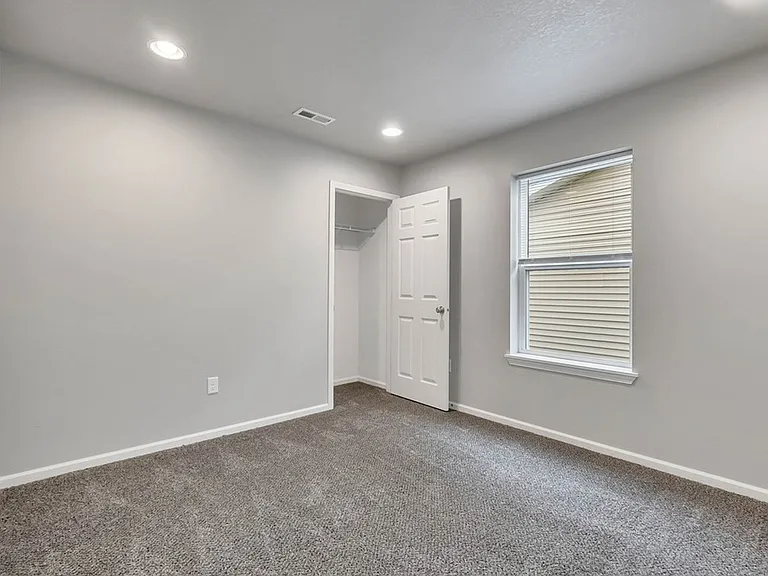 5482 Summerland Dr — Photo 14