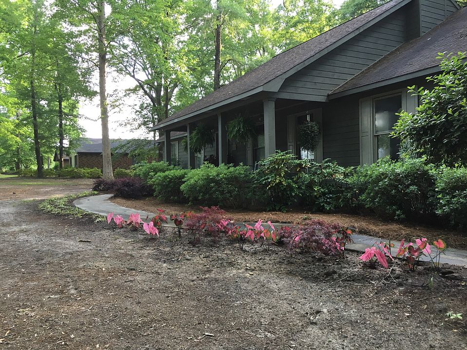 1st image of 110 Piedmont Dr