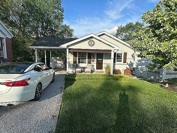 2nd image of 1207 Mesker Park Dr